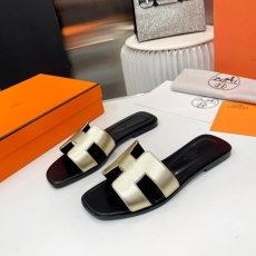 Hermes Slippers